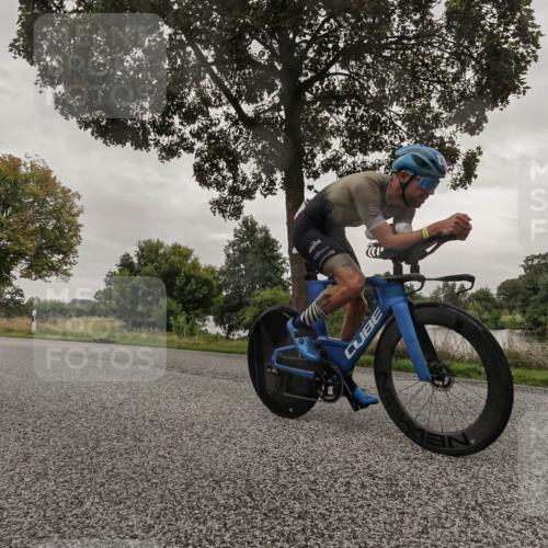 30.08.2026 - Elbe Triathlon Hamburg Michael Burmester http://msf.ph/oto/10039578 30.08.2026 08:40:41 Radfahren 218 meine-sportfotos.de