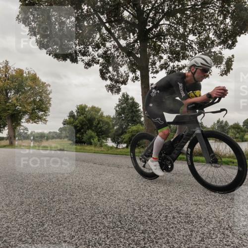 30.08.2026 - Elbe Triathlon Hamburg Michael Burmester http://msf.ph/oto/10039607 30.08.2026 08:42:05 Radfahren 185 meine-sportfotos.de
