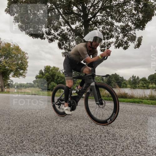 30.08.2026 - Elbe Triathlon Hamburg Michael Burmester http://msf.ph/oto/10039660 30.08.2026 08:43:42 Radfahren 221 meine-sportfotos.de