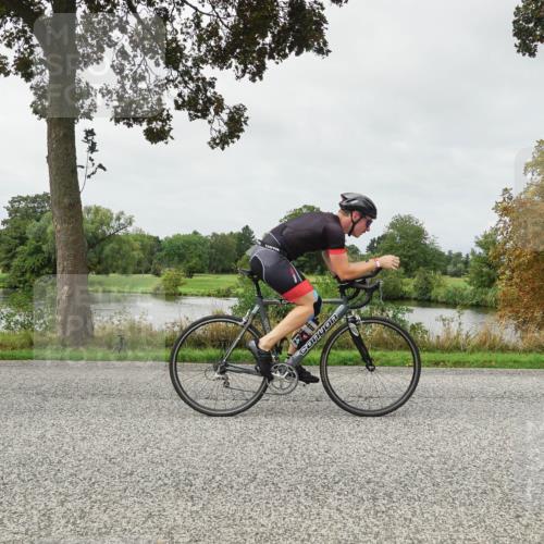30.08.2026 - Elbe Triathlon Hamburg Michael Burmester http://msf.ph/oto/10039962 30.08.2026 10:48:18 Radfahren 891, 958, 995, 1059, 1070, 1083, 1174 meine-sportfotos.de