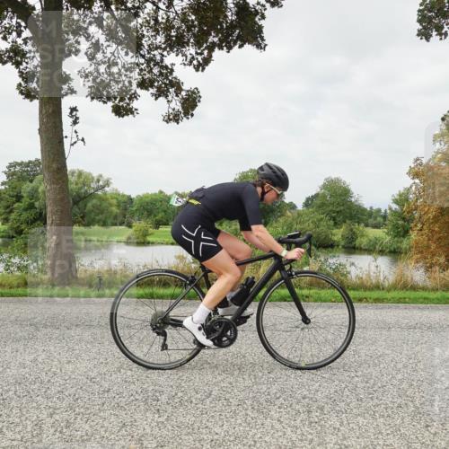 30.08.2026 - Elbe Triathlon Hamburg Michael Burmester http://msf.ph/oto/10040127 30.08.2026 10:50:13 Radfahren 932, 1006, 1017, 1145, 1295 meine-sportfotos.de