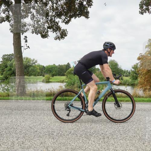 30.08.2026 - Elbe Triathlon Hamburg Michael Burmester http://msf.ph/oto/10040182 30.08.2026 10:50:39 Radfahren 1121, 1255, 1266, 1269, 1307 meine-sportfotos.de