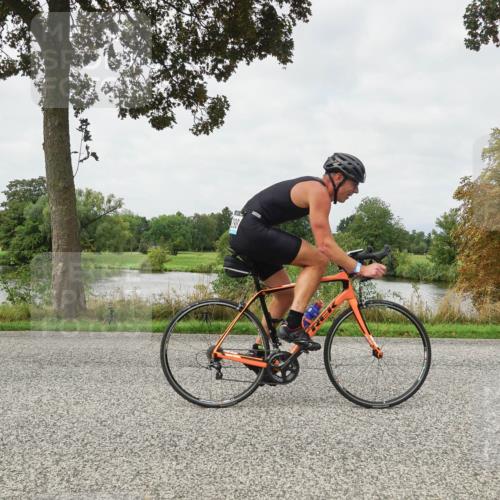 30.08.2026 - Elbe Triathlon Hamburg Michael Burmester http://msf.ph/oto/10040208 30.08.2026 10:51:07 Radfahren 988, 1100, 1273, 1298, 1341, 1347 meine-sportfotos.de