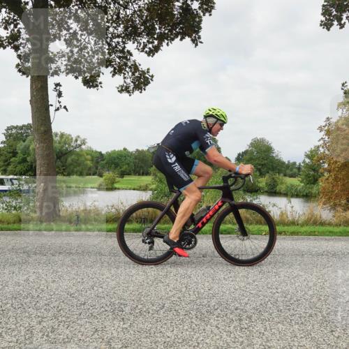30.08.2026 - Elbe Triathlon Hamburg Michael Burmester http://msf.ph/oto/10040220 30.08.2026 10:51:12 Radfahren 943, 988, 1100, 1273, 1305, 1347 meine-sportfotos.de
