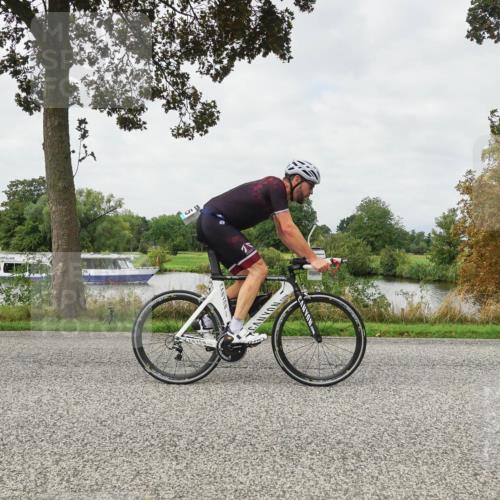 30.08.2026 - Elbe Triathlon Hamburg Michael Burmester http://msf.ph/oto/10040240 30.08.2026 10:51:16 Radfahren 943, 988, 1015, 1273, 1277, 1305 meine-sportfotos.de
