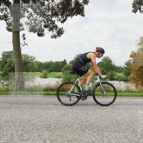 30.08.2026 - Elbe Triathlon Hamburg Michael Burmester http://msf.ph/oto/10040270 30.08.2026 10:51:41 Radfahren 1094, 1103, 1108, 1271, 1354 meine-sportfotos.de