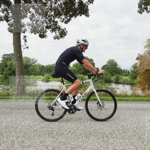 30.08.2026 - Elbe Triathlon Hamburg Michael Burmester http://msf.ph/oto/10040363 30.08.2026 10:52:15 Radfahren 947, 1247, 1258, 1278, 1287, 1311 meine-sportfotos.de