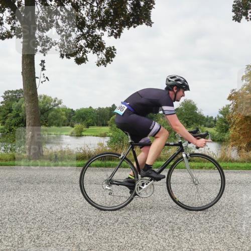 30.08.2026 - Elbe Triathlon Hamburg Michael Burmester http://msf.ph/oto/10040410 30.08.2026 10:52:40 Radfahren 1096, 1257, 1316 meine-sportfotos.de