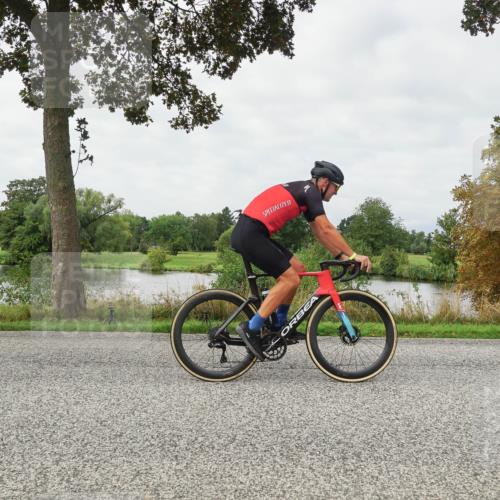 30.08.2026 - Elbe Triathlon Hamburg Michael Burmester http://msf.ph/oto/10040461 30.08.2026 10:53:15 Radfahren 455, 893, 1092, 1225, 1245, 1345 meine-sportfotos.de