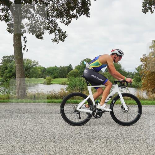 30.08.2026 - Elbe Triathlon Hamburg Michael Burmester http://msf.ph/oto/10040516 30.08.2026 10:53:39 Radfahren 1435, 1438 meine-sportfotos.de