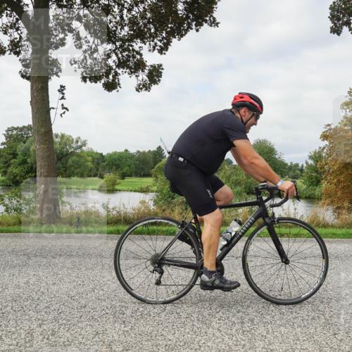 30.08.2026 - Elbe Triathlon Hamburg Michael Burmester http://msf.ph/oto/10040646 30.08.2026 10:55:27 Radfahren 1018, 1238, 1270, 1274, 1440 meine-sportfotos.de