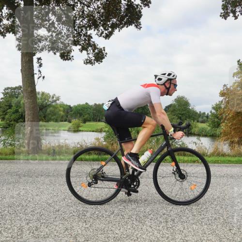 30.08.2026 - Elbe Triathlon Hamburg Michael Burmester http://msf.ph/oto/10040695 30.08.2026 10:55:57 Radfahren 931, 1138, 1252 meine-sportfotos.de