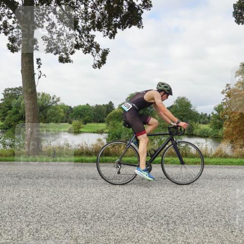 30.08.2026 - Elbe Triathlon Hamburg Michael Burmester http://msf.ph/oto/10040711 30.08.2026 10:56:27 Radfahren 1294, 1439, 1447 meine-sportfotos.de