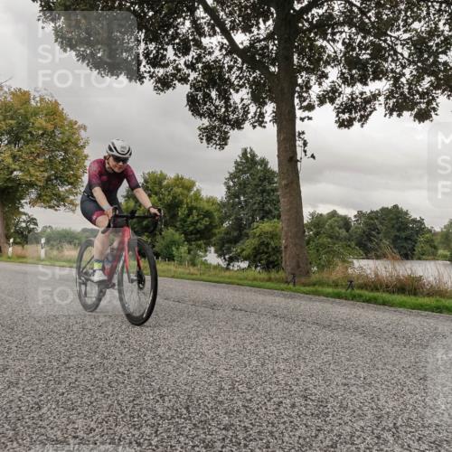 30.08.2026 - Elbe Triathlon Hamburg Michael Burmester http://msf.ph/oto/10040836 30.08.2026 09:01:25 Radfahren 285, 305, 327, 353, 354 meine-sportfotos.de