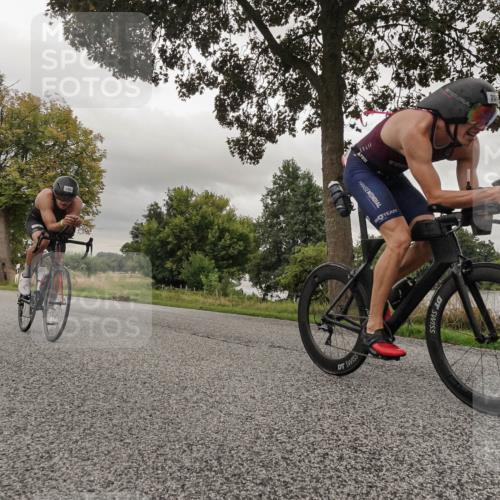 30.08.2026 - Elbe Triathlon Hamburg Michael Burmester http://msf.ph/oto/10040980 30.08.2026 09:02:26 Radfahren 180, 194, 195, 205 meine-sportfotos.de