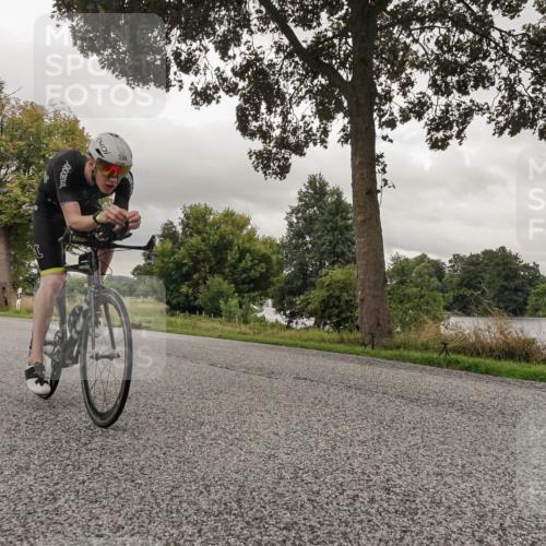 30.08.2026 - Elbe Triathlon Hamburg Michael Burmester http://msf.ph/oto/10040998 30.08.2026 09:02:28 Radfahren 180, 194, 195, 205 meine-sportfotos.de