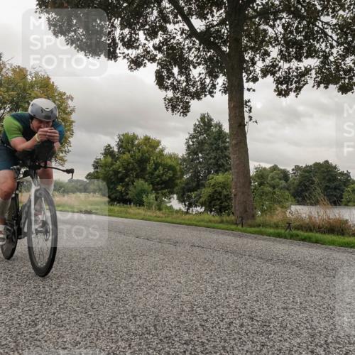 30.08.2026 - Elbe Triathlon Hamburg Michael Burmester http://msf.ph/oto/10041019 30.08.2026 09:02:40 Radfahren 200, 225, 236, 445 meine-sportfotos.de