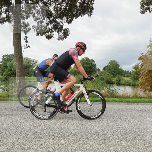 30.08.2026 - Elbe Triathlon Hamburg Michael Burmester http://msf.ph/oto/10041028 30.08.2026 11:00:19 Radfahren 888, 1129, 1237, 1249, 1333, 1369, 1379 meine-sportfotos.de