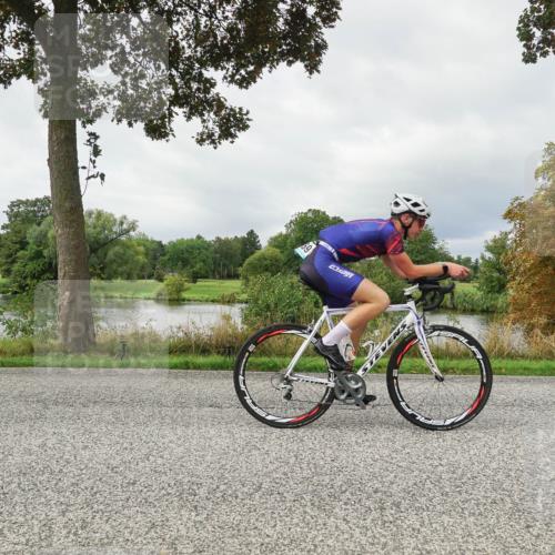 30.08.2026 - Elbe Triathlon Hamburg Michael Burmester http://msf.ph/oto/10041032 30.08.2026 11:00:21 Radfahren 888, 1129, 1237, 1249, 1333, 1369, 1379 meine-sportfotos.de