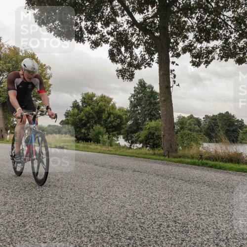 30.08.2026 - Elbe Triathlon Hamburg Michael Burmester http://msf.ph/oto/10041048 30.08.2026 09:02:47 Radfahren 220, 225, 226, 236 meine-sportfotos.de