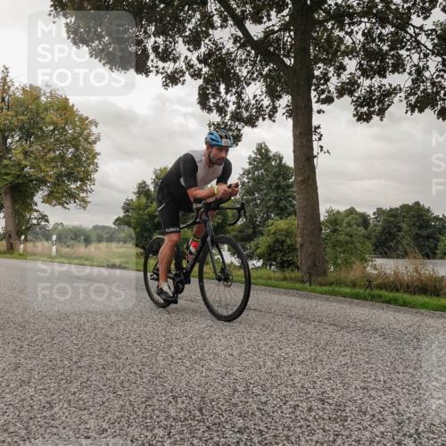 30.08.2026 - Elbe Triathlon Hamburg Michael Burmester http://msf.ph/oto/10041177 30.08.2026 09:03:57 Radfahren 208, 299, 381 meine-sportfotos.de