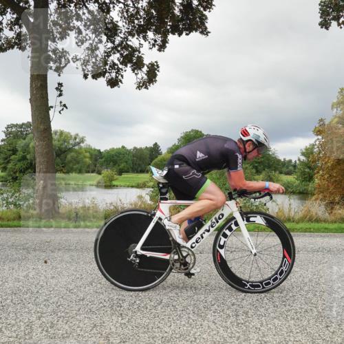 30.08.2026 - Elbe Triathlon Hamburg Michael Burmester http://msf.ph/oto/10041307 30.08.2026 11:04:12 Radfahren 1227, 1318, 1334 meine-sportfotos.de