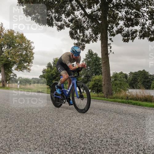 30.08.2026 - Elbe Triathlon Hamburg Michael Burmester http://msf.ph/oto/10041308 30.08.2026 09:05:24 Radfahren 218 meine-sportfotos.de