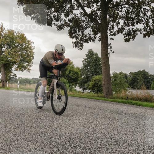 30.08.2026 - Elbe Triathlon Hamburg Michael Burmester http://msf.ph/oto/10041355 30.08.2026 09:05:54 Radfahren 244, 266, 485 meine-sportfotos.de