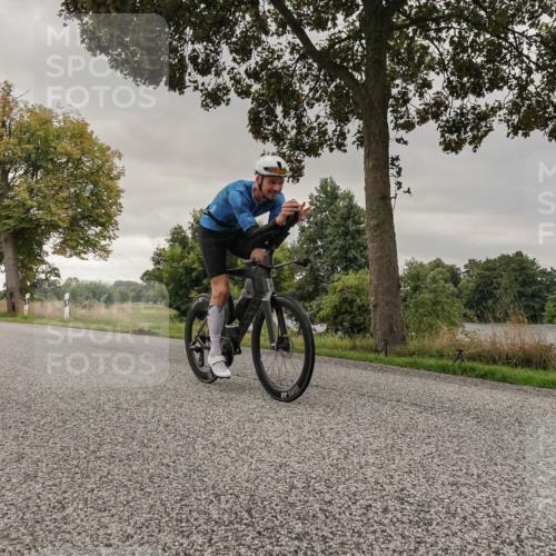 30.08.2026 - Elbe Triathlon Hamburg Michael Burmester http://msf.ph/oto/10041533 30.08.2026 09:07:44 Radfahren 432 meine-sportfotos.de
