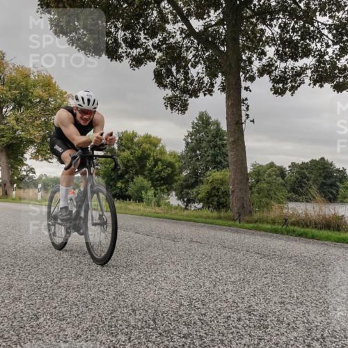 30.08.2026 - Elbe Triathlon Hamburg Michael Burmester http://msf.ph/oto/10041697 30.08.2026 09:09:22 Radfahren 204, 420 meine-sportfotos.de