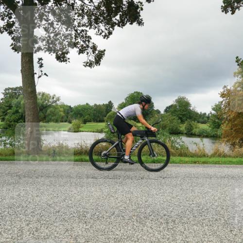 30.08.2026 - Elbe Triathlon Hamburg Michael Burmester http://msf.ph/oto/10041701 30.08.2026 11:08:41 Radfahren 906, 1258, 1516, 1516 meine-sportfotos.de