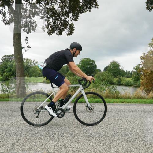 30.08.2026 - Elbe Triathlon Hamburg Michael Burmester http://msf.ph/oto/10041816 30.08.2026 11:10:22 Radfahren 1145, 1239 meine-sportfotos.de