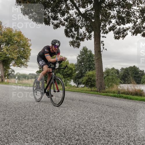 30.08.2026 - Elbe Triathlon Hamburg Michael Burmester http://msf.ph/oto/10041863 30.08.2026 09:10:30 Radfahren 294, 326, 390, 417 meine-sportfotos.de