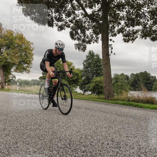 30.08.2026 - Elbe Triathlon Hamburg Michael Burmester http://msf.ph/oto/10042079 30.08.2026 09:12:09 Radfahren 181, 223, 295 meine-sportfotos.de