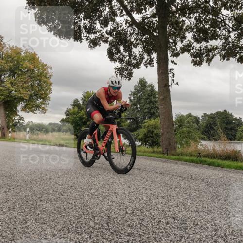 30.08.2026 - Elbe Triathlon Hamburg Michael Burmester http://msf.ph/oto/10042145 30.08.2026 09:12:24 Radfahren 290, 310, 347, 351, 374, 464 meine-sportfotos.de