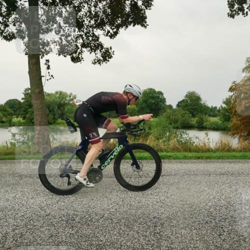 30.08.2026 - Elbe Triathlon Hamburg Michael Burmester http://msf.ph/oto/10042270 30.08.2026 08:46:31 Radfahren 192, 192, 223 meine-sportfotos.de