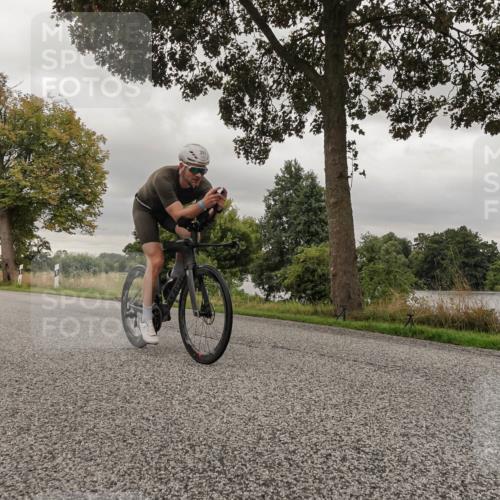 30.08.2026 - Elbe Triathlon Hamburg Michael Burmester http://msf.ph/oto/10042314 30.08.2026 09:13:12 Radfahren 251, 287, 504, 512 meine-sportfotos.de