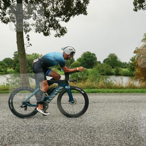 30.08.2026 - Elbe Triathlon Hamburg Michael Burmester http://msf.ph/oto/10042327 30.08.2026 08:48:33 Radfahren 212 meine-sportfotos.de