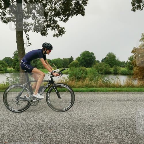 30.08.2026 - Elbe Triathlon Hamburg Michael Burmester http://msf.ph/oto/10042335 30.08.2026 08:48:47 Radfahren 208, 214 meine-sportfotos.de