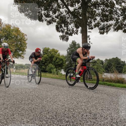 30.08.2026 - Elbe Triathlon Hamburg Michael Burmester http://msf.ph/oto/10042363 30.08.2026 09:13:23 Radfahren 229, 238, 245, 248, 318, 346, 385, 689 meine-sportfotos.de