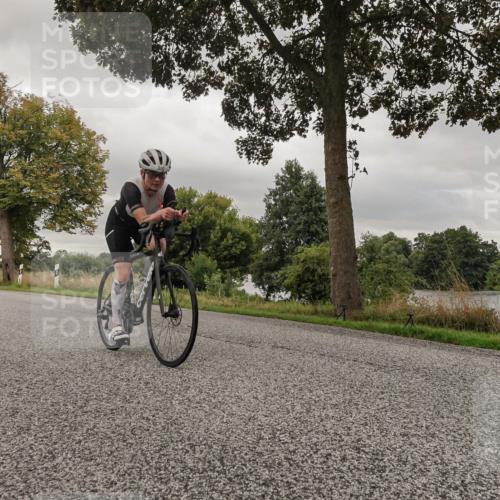 30.08.2026 - Elbe Triathlon Hamburg Michael Burmester http://msf.ph/oto/10042435 30.08.2026 09:13:56 Radfahren 284, 380, 426 meine-sportfotos.de