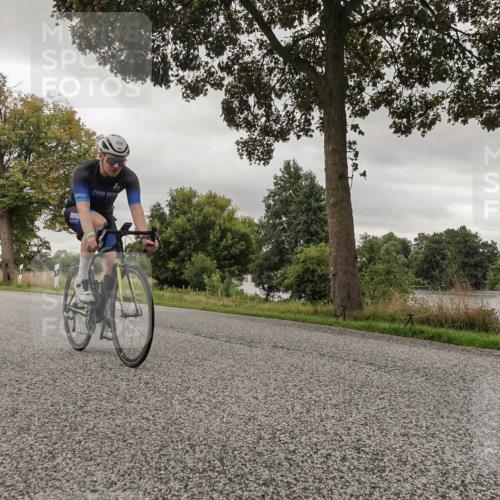 30.08.2026 - Elbe Triathlon Hamburg Michael Burmester http://msf.ph/oto/10042657 30.08.2026 09:14:50 Radfahren 211, 260, 274, 425, 438, 532, 534 meine-sportfotos.de