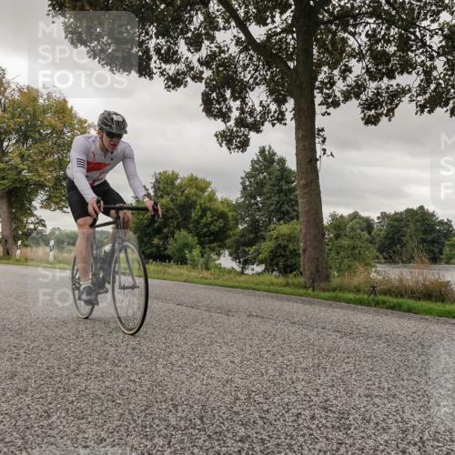 30.08.2026 - Elbe Triathlon Hamburg Michael Burmester http://msf.ph/oto/10042683 30.08.2026 09:14:53 Radfahren 186, 211, 260, 274, 302, 425, 438, 493, 532 meine-sportfotos.de