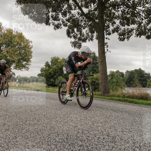 30.08.2026 - Elbe Triathlon Hamburg Michael Burmester http://msf.ph/oto/10042704 30.08.2026 09:15:00 Radfahren 180, 186, 194, 302, 493 meine-sportfotos.de