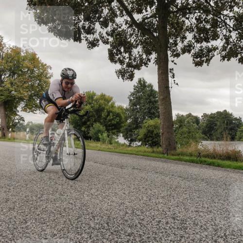 30.08.2026 - Elbe Triathlon Hamburg Michael Burmester http://msf.ph/oto/10042747 30.08.2026 09:15:11 Radfahren 273, 321, 489 meine-sportfotos.de