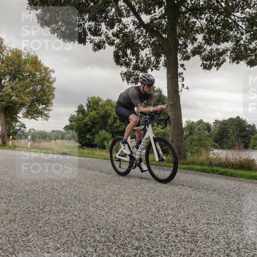 30.08.2026 - Elbe Triathlon Hamburg Michael Burmester http://msf.ph/oto/10042874 30.08.2026 09:15:50 Radfahren 200, 445, 501 meine-sportfotos.de