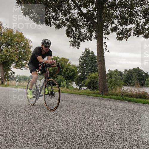 30.08.2026 - Elbe Triathlon Hamburg Michael Burmester http://msf.ph/oto/10042942 30.08.2026 09:16:17 Radfahren 190, 452, 528 meine-sportfotos.de