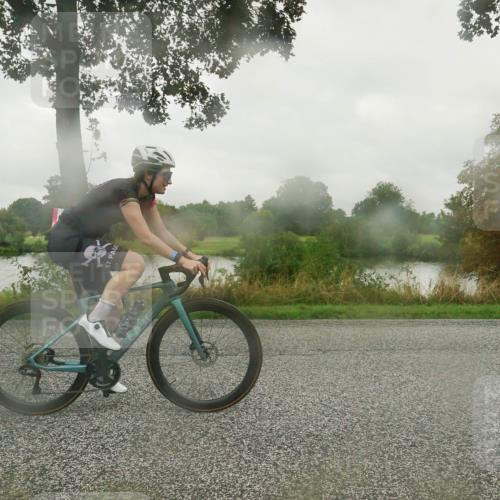 30.08.2026 - Elbe Triathlon Hamburg Michael Burmester http://msf.ph/oto/10042955 30.08.2026 08:57:28 Radfahren 310, 335 meine-sportfotos.de
