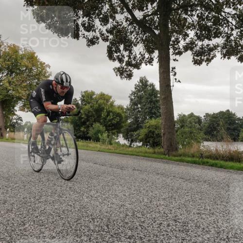 30.08.2026 - Elbe Triathlon Hamburg Michael Burmester http://msf.ph/oto/10042991 30.08.2026 09:16:36 Radfahren 217, 231, 285, 327, 376, 384 meine-sportfotos.de