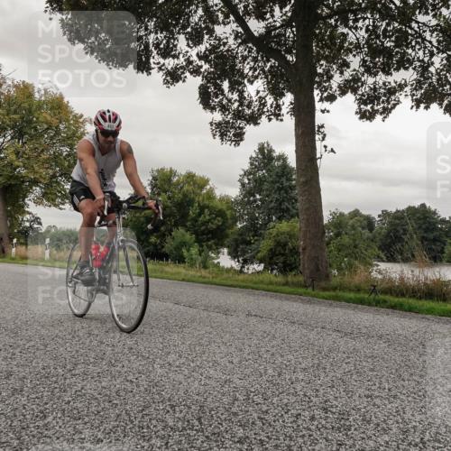 30.08.2026 - Elbe Triathlon Hamburg Michael Burmester http://msf.ph/oto/10043213 30.08.2026 09:17:42 Radfahren 218, 364, 415, 449, 482, 490, 498 meine-sportfotos.de